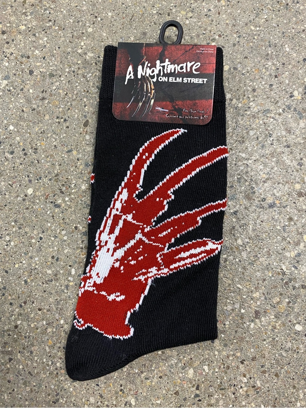 NWT Nightmare on Elm Street Freddy Kruger Claw Hand socks